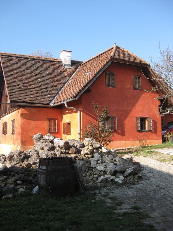 Ferienwohnungen Sonnenberg Ratsch an der Weinstraße 外观 照片
